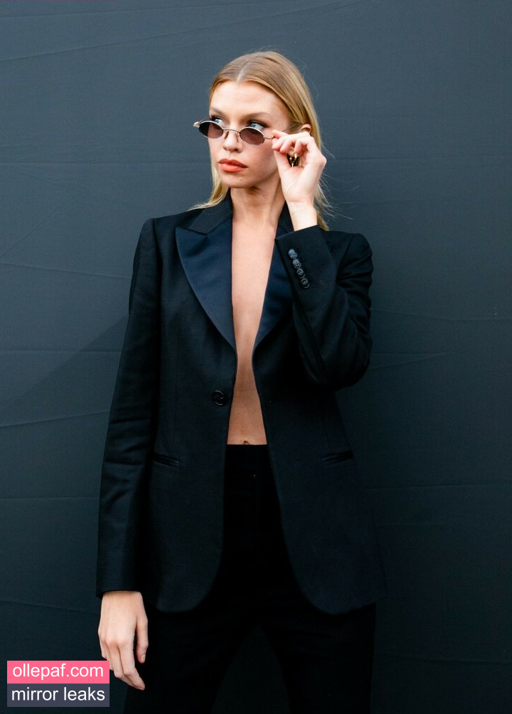 Latest Leaks Stella Maxwell Nude #1397 - Fapello