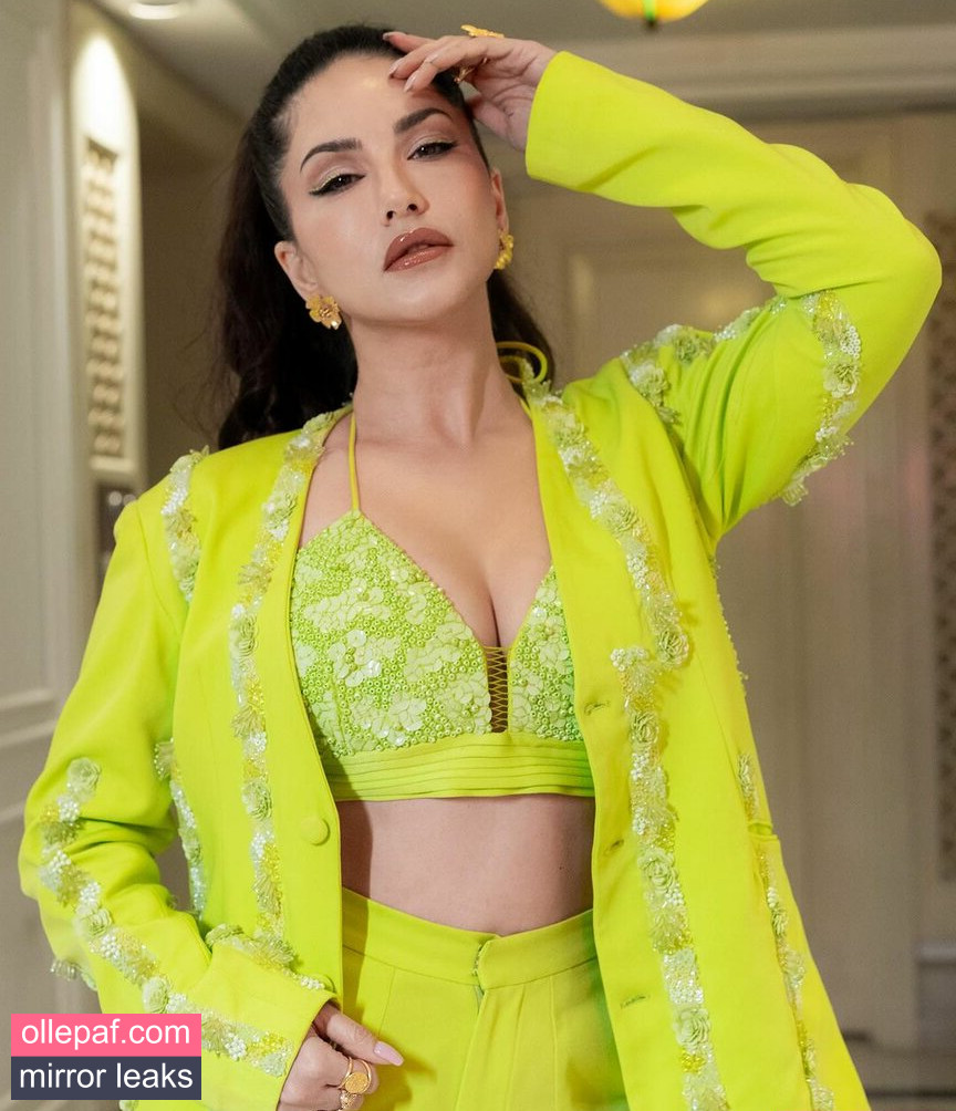 Latest Leaks Sunny Leone Nude #306 - Fapello