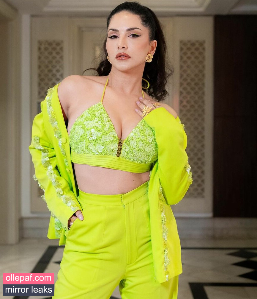 Latest Leaks Sunny Leone Nude #309 - Fapello
