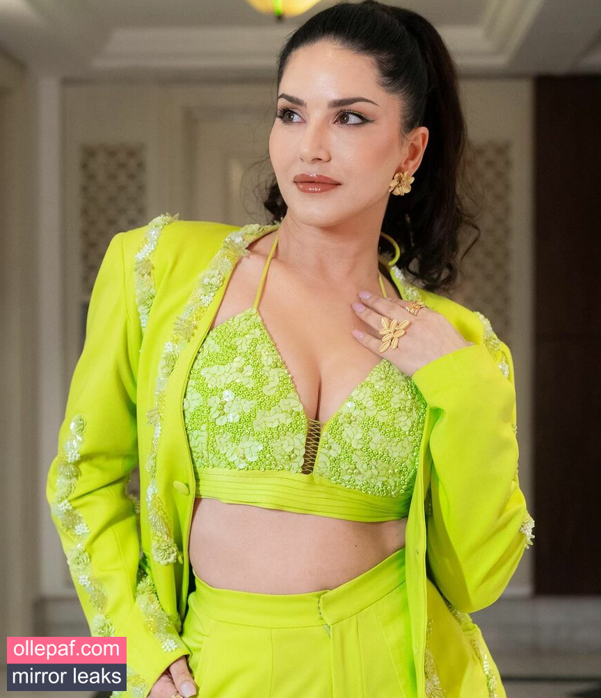 Latest Leaks Sunny Leone Nude #310 - Fapello