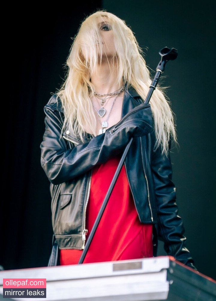 Latest Leaks Taylor Momsen Nude #156 - Fapello