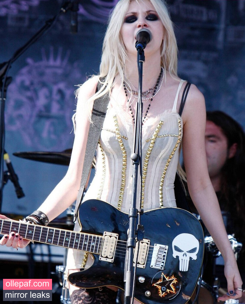 Latest Leaks Taylor Momsen Nude #206 - Fapello