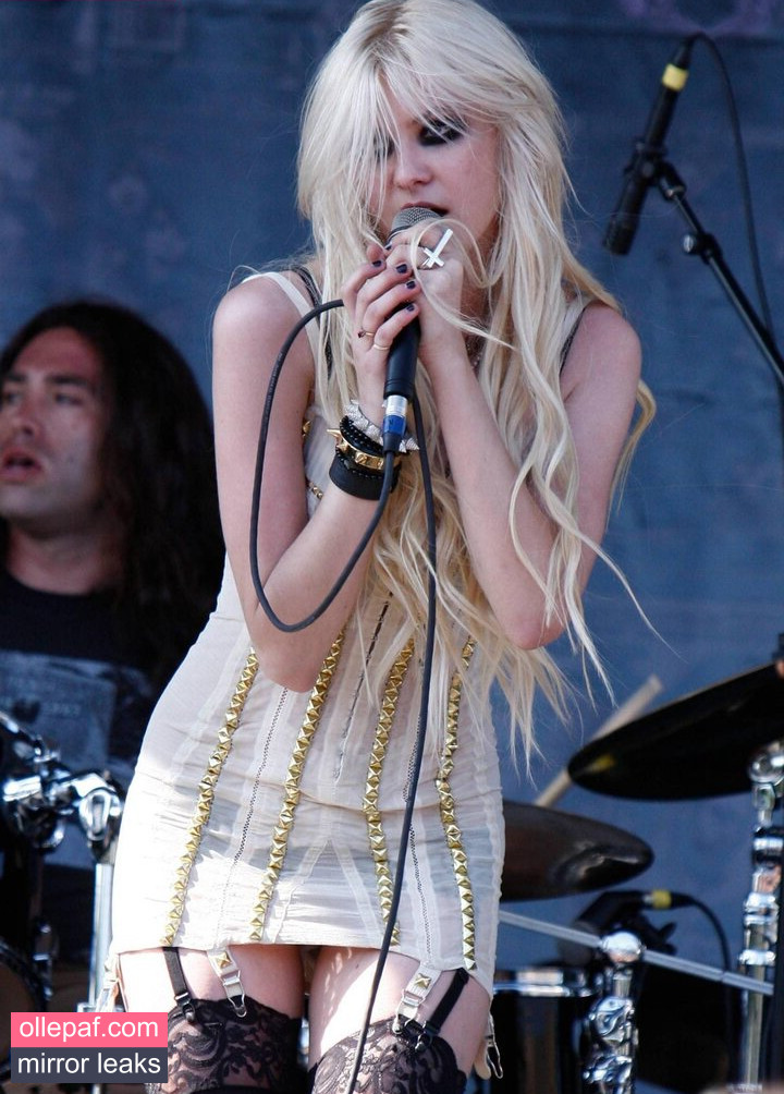 Latest Leaks Taylor Momsen Nude #212 - Fapello