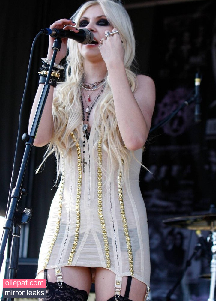 Latest Leaks Taylor Momsen Nude #214 - Fapello