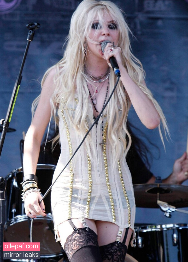 Latest Leaks Taylor Momsen Nude #221 - Fapello