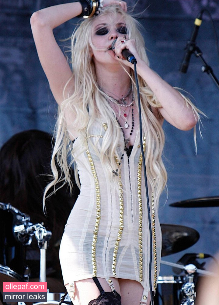 Latest Leaks Taylor Momsen Nude #229 - Fapello