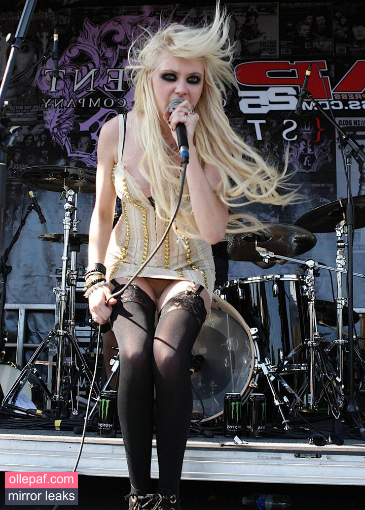 Latest Leaks Taylor Momsen Nude #236 - Fapello