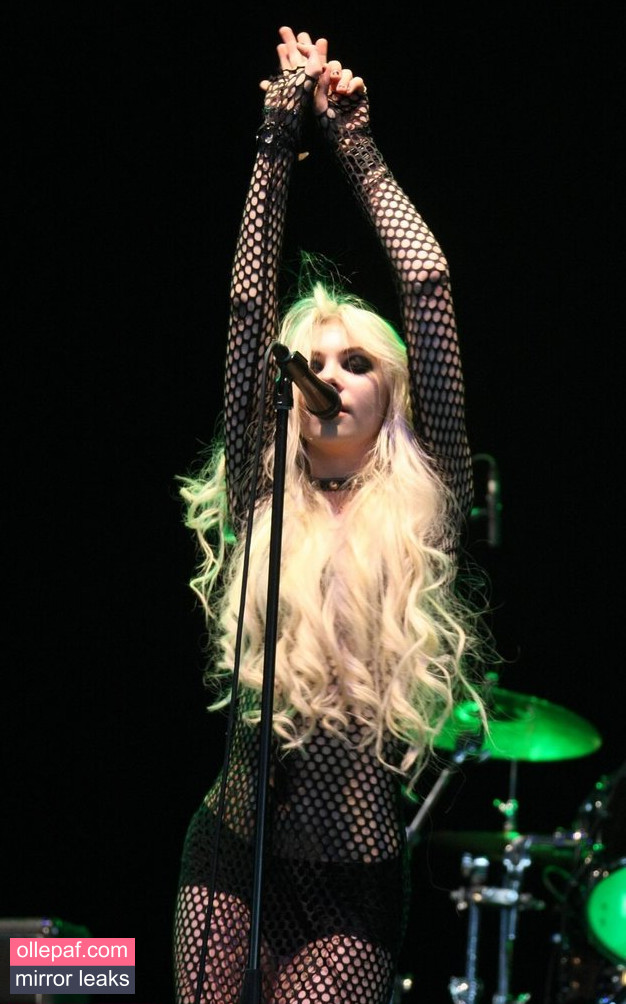 Latest Leaks Taylor Momsen Nude #239 - Fapello