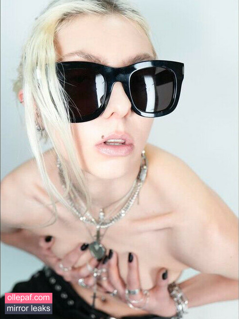 Latest Leaks Taylor Momsen Nude #36 - Fapello