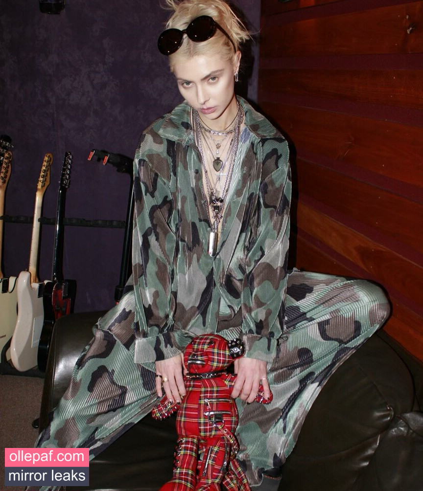 Latest Leaks Taylor Momsen Nude #351 - Fapello