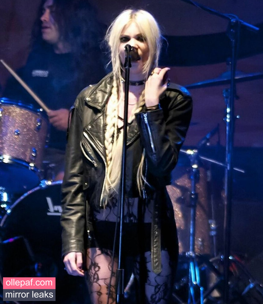 Latest Leaks Taylor Momsen Nude #361 - Fapello