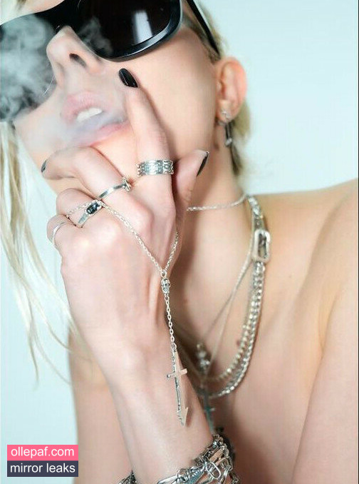 Latest Leaks Taylor Momsen Nude #44 - Fapello