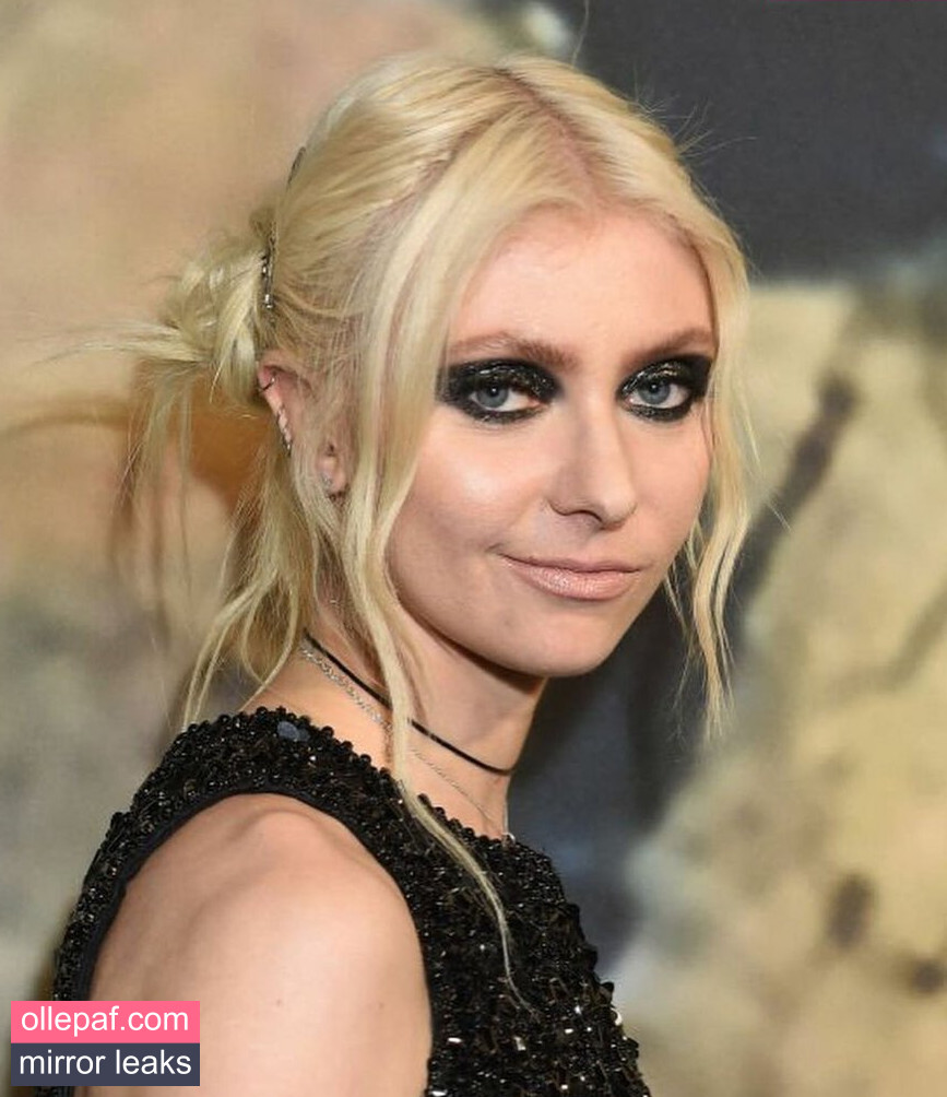 Latest Leaks Taylor Momsen Nude #831 - Fapello
