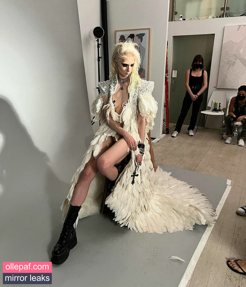 Latest Leaks Taylor Momsen Nude #886 - Fapello