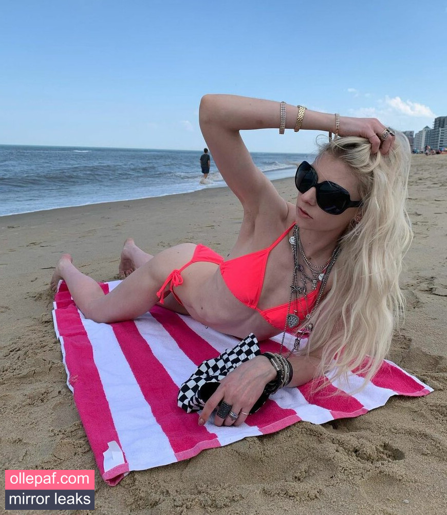 Latest Leaks Taylor Momsen Nude #972 - Fapello