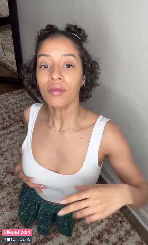 Latest Leaks Theemilkmarie33 Nude #5 - Fapello
