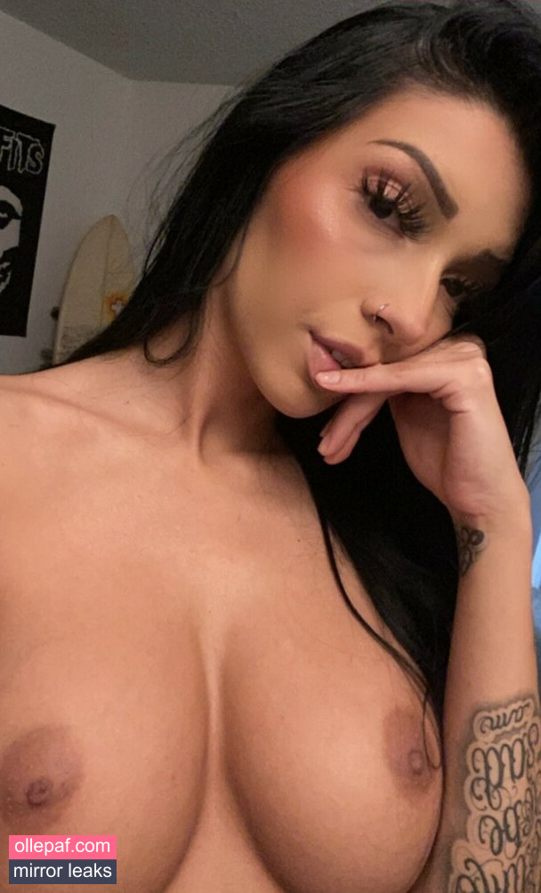 vanityatitspeak Nude Leaks OnlyFans - Fapello