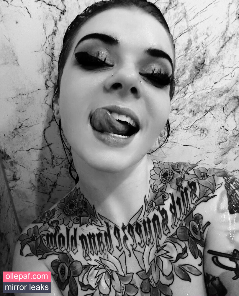 vermilionvixen Nude Leaks OnlyFans - Fapello
