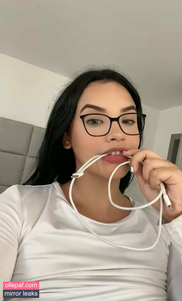 Latest Leaks Vhalery Reina Nude #12 - Fapello