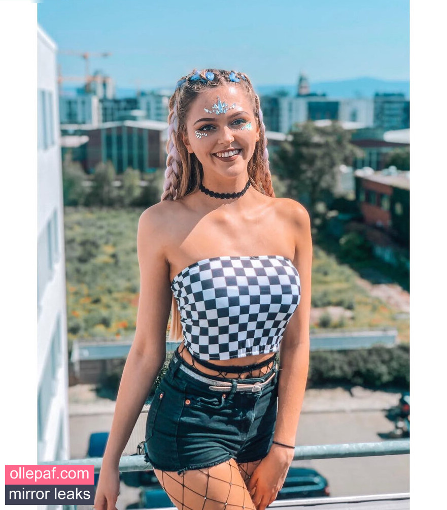 vishy Nude Leaks OnlyFans - Fapello