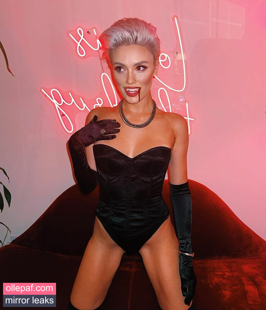 Latest Leaks Wallis Day Nude #184 - Fapello