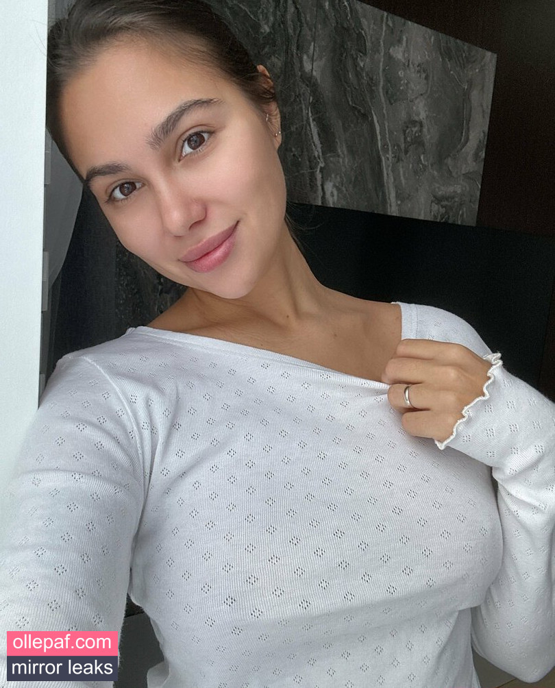 Latest Leaks YeseniaPan Nude #9 - Fapello