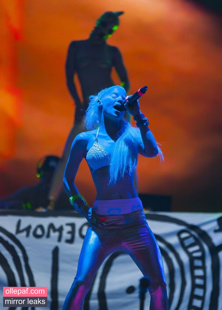 Latest Leaks Yolandi Visser Nude #28 - Fapello