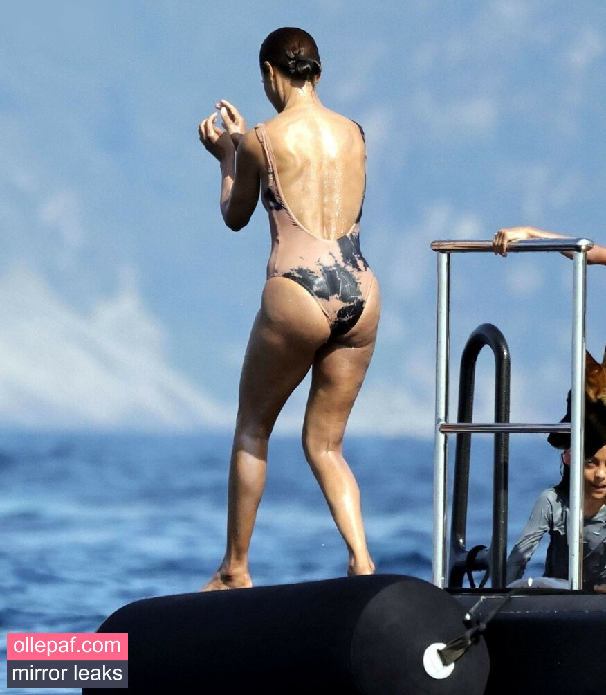 Latest Leaks Zoe Saldana Nude #538 - Fapello