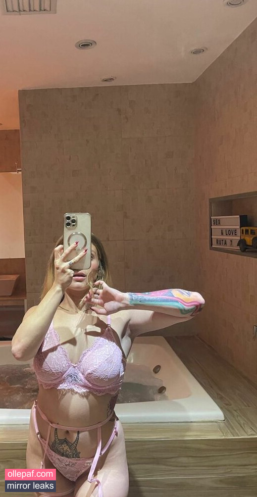 Latest Leaks _zoexoxo Nude #8 - Fapello